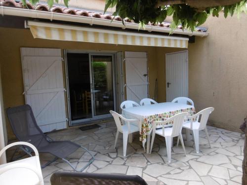 HOLIDAYLAND 139 VILLA T3 MEZZANINE 7 couchages climatisé NARBONNE PLAGE