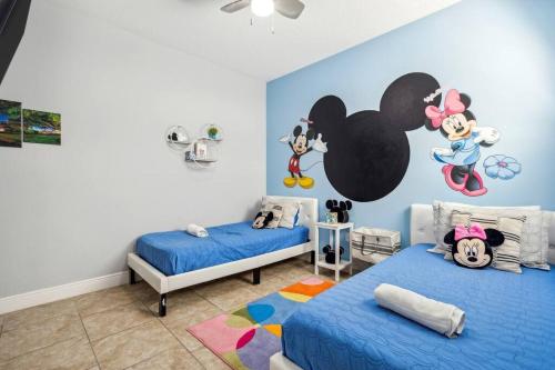 Champions Gate Getaway: Themed 5bd - Pool - Games in Davenport, USA