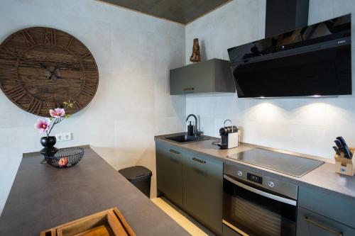 Kitchen, SAUERLAND CHALETS - "Die Chalets Herzenssache" in Niedersfeld