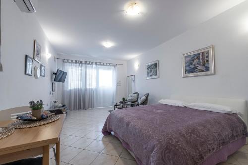 Apartment Italia - image 7