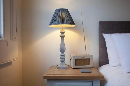 Stunning Central Bath Townhouse off Pulteney Bridge, Bath (photo 6)