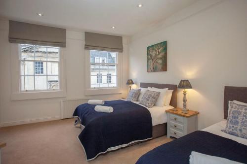 Stunning Central Bath Townhouse off Pulteney Bridge, Bath (photo 9)