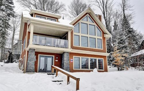 Chalet 04 Chemin Alpin in Stoneham (QC)