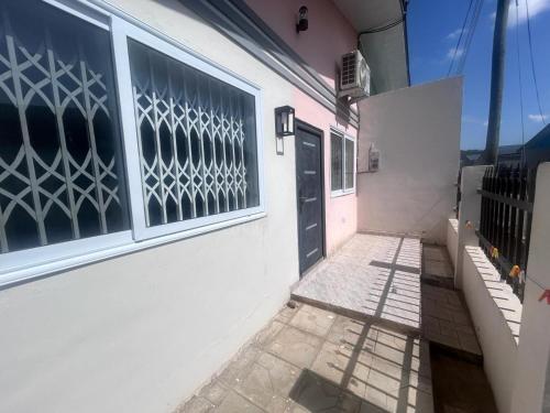 Impeccable 1-Bed House in Kweiman Station danfa