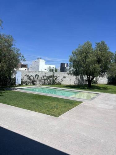 Casa cañadas. Amplia, cómoda y hermosa. in La Cañada, Mexico