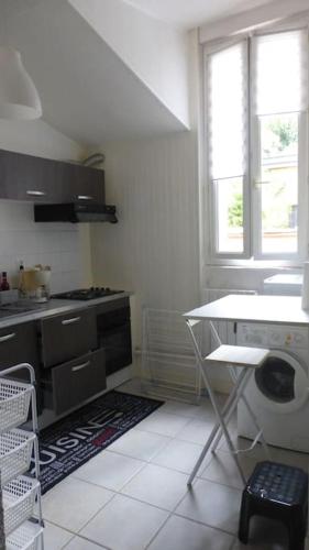 Apartement au calme, cour, près du métro, centre, Toulouse (foto 7)