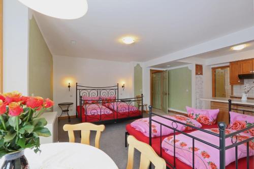 Ferienhaus für 10 Personen in Vogelsgrün, Sachsen Vogtland (Ferienhaus fur 10 Personen in Vogelsgrun, Sachsen Vogtland) in Auerbach