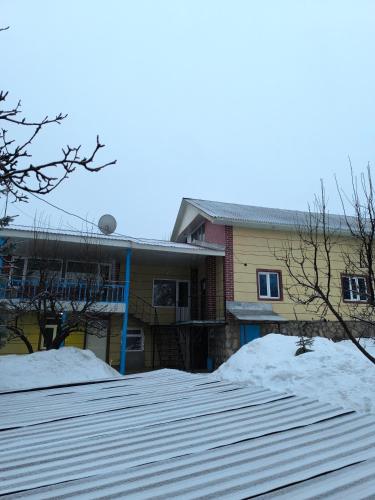 CHIMGAN гостевой дом 40, Kyzyldzhar (foto 2)