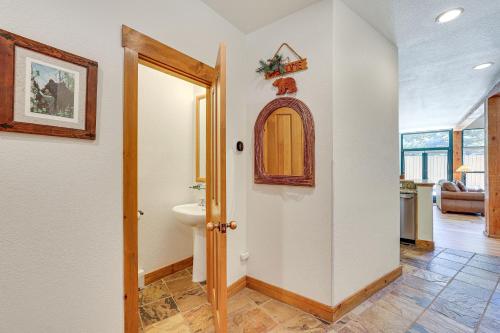 1 Mi to Slopes Keystone Gem with Community Perks