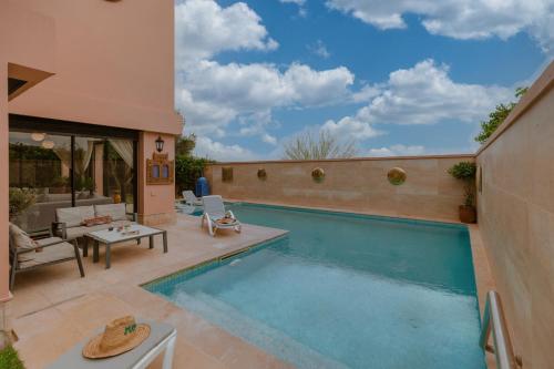 Pool Cook and Housekeeper Villa Nelya - image 4