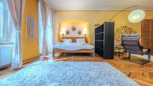 TREE House-Old Town Brașov