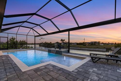 Gulf Access, Heated Saltwater Pool, Kayaks - Villa Sunset Lagoon