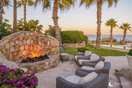 Luxe Villa Las Arenas: Exclusive Seaside Serenity in Cabo San Lucas, Mexico