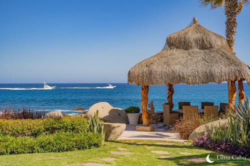 Luxe Villa Las Arenas: Exclusive Seaside Serenity in Cabo San Lucas, Mexico