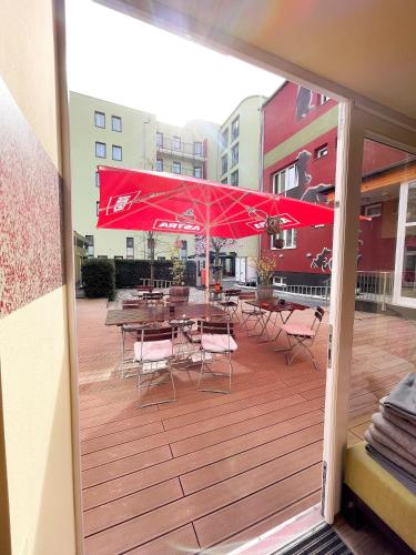 Facilities, HOLI-Berlin Hotel & Hostel in Lichtenberg