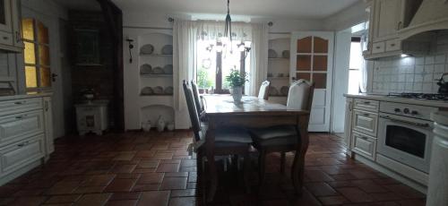 Agroturystyka Izba Pod Kasztanem in 索羅切亞尼亞克