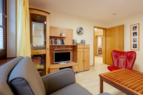 Haus Frier - image 12