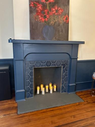 The Opal and West House in 謝爾比