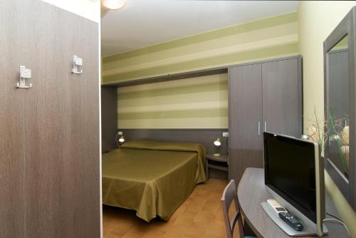 Hotel Velus - main image