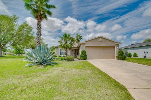Ocala Home with Screened-In Porch and Community Perks!
