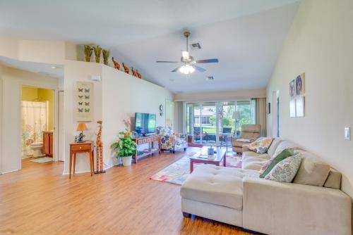 Ocala Home with Screened-In Porch and Community Perks!