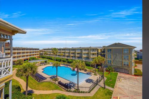 Charming Waterfront Condo in Galveston, USA