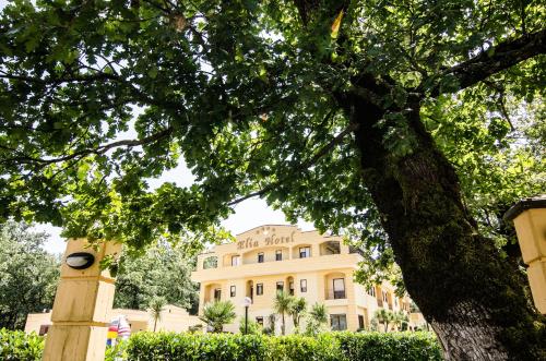Elia Hotel - image 6