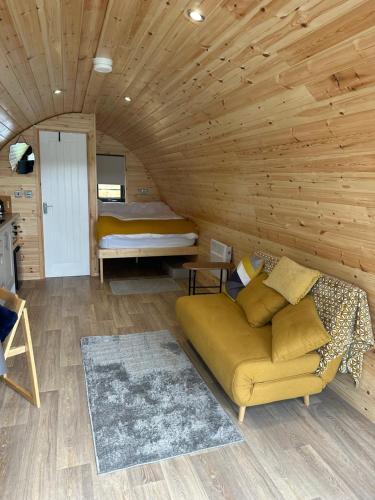 Lochside Lodge Pod