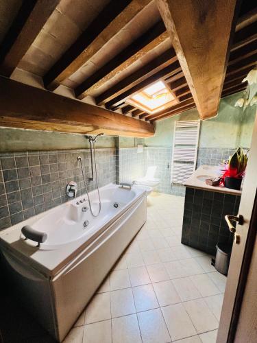 熱水浴缸, Montepulciano For You in 蒙特普齊亞諾市中心