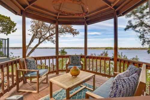 Lake Granbury Escape with Deck Fire Pit and Gazebo! - image 2