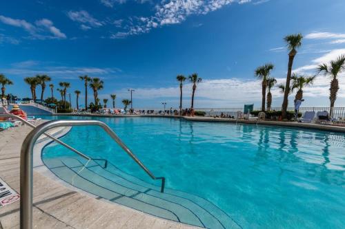 4th Floor 3 BR Ocean Front Ocean Walk Resort in Daytona Beach, USA