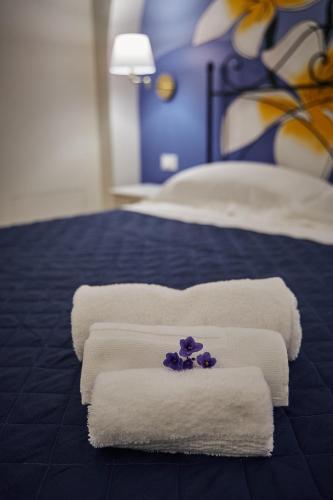 B&B TRINACRIA CACCAMO - LUXURY ROOMS