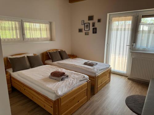 Szőlővirág Vendégház (Szolovirag Vendeghaz) in Fadd - Dombori