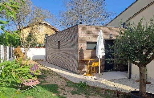 Gîte cosy et tout équipé "Une cabane en Luberon" 44 m2 avec jardin - Location saisonnière - Pertuis
