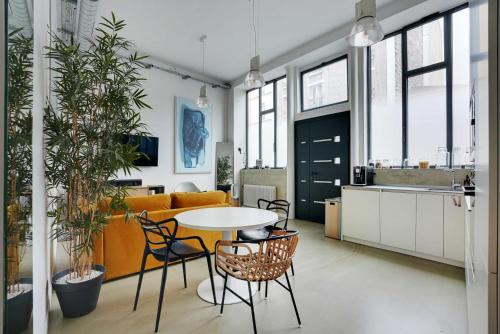 Splendid duplex apartment 18eme - Location saisonnière - Paris