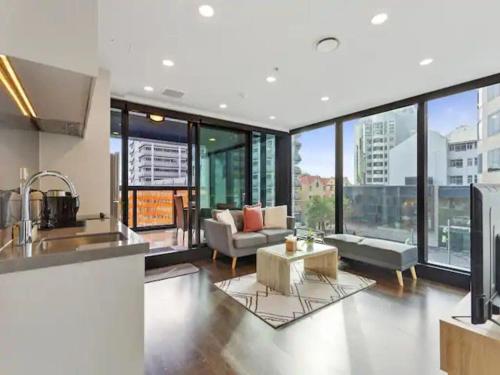 Central 2 BR apt - large balcony by Zodiak Stays, Auckland (fotografie 6)
