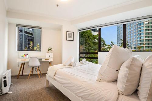 Prime location - 2BR Urban retreat I Zodiak Stays, Auckland (fotografie 4)