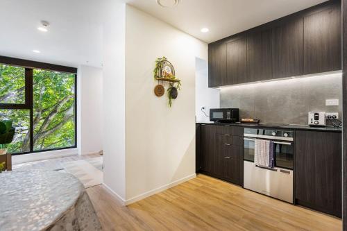 Sunny 1BR Retreat in Heart of CBD by Zodiak Stays, Auckland (foto 7)