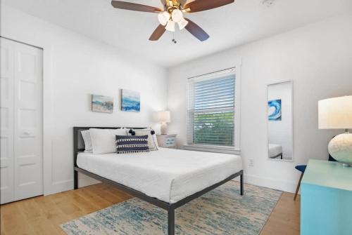 Duplex, Paradise Packs A Punch! Beachside Home, Heated Pool, Outdoor Lounge, Steps from Beach Access Duplex, Paradise Packs A Punch! Beachside Home, Heated Pool, Outdoor Lounge, Steps from Beach Access