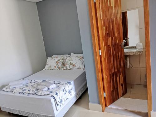1 double bed, 1 twin bed