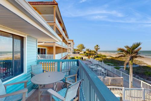 LeMar 4 2 Br condo by RedAwning – Indian Rocks Beach, FL
