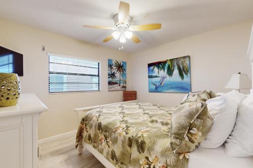 LeMar 4 2 Br condo by RedAwning – Indian Rocks Beach, FL