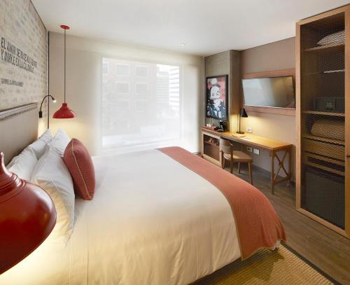 room detail thumbnail 0