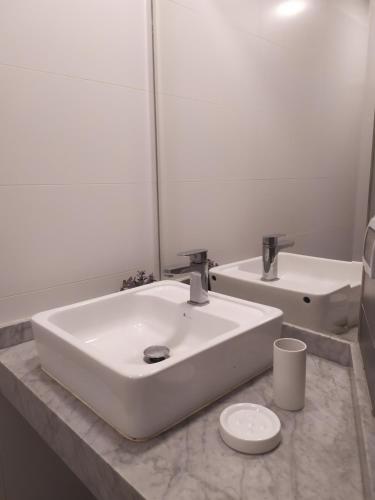 Refugio en Barranco, Private Apartament in Barranco - Tap to explore photos