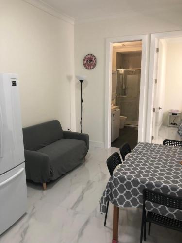 Ground Lvl Brand New Suite - Two Bedroom in Surrey, Canada