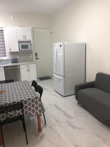 Ground Lvl Brand New Suite - Two Bedroom in Surrey, Canada