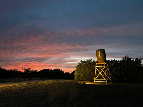 The Alexander at Creek Road - Accommodation - Dripping Springs