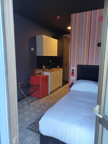 hotel photo