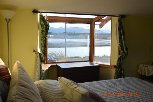 สภาพแวดล้อมโดยรอบ, Estuary House Reflexology B&B in แคมป์เบล ริเวอร์ (BC)