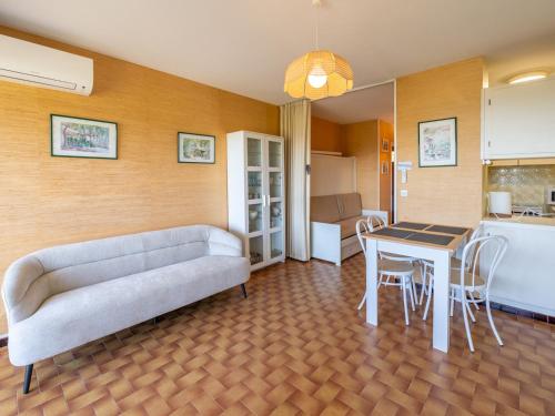 Studio Le Lavandou, 1 pièce, 4 personnes - FR-1-677-51